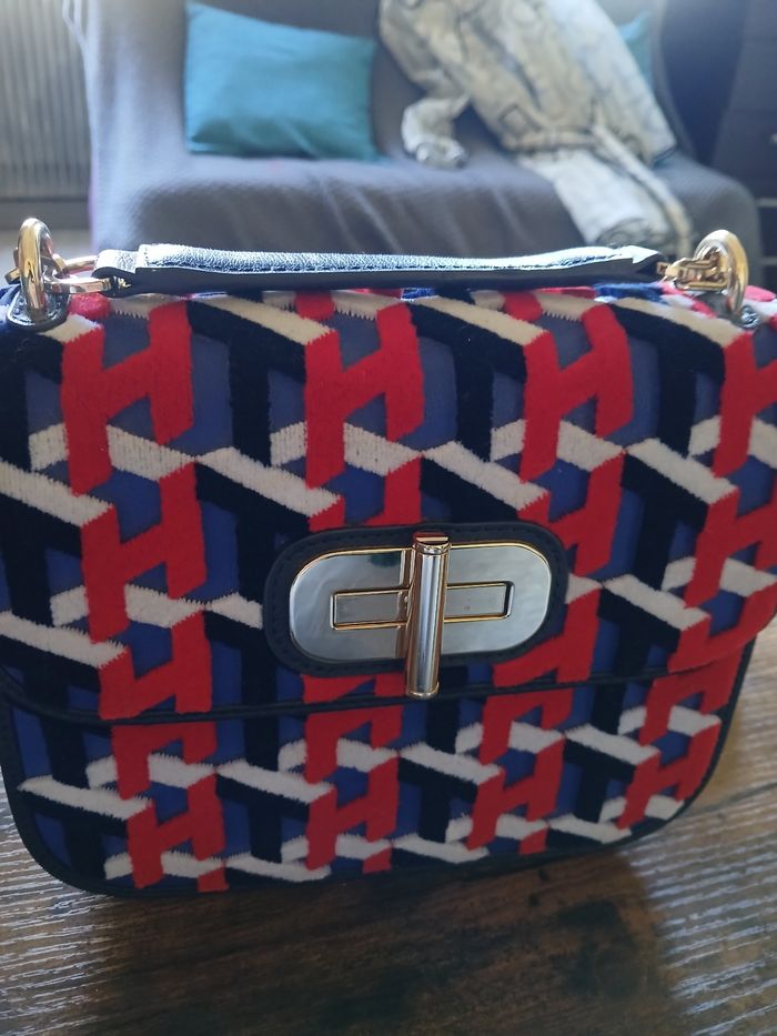 Sac tommy hilfiger - photo numéro 3