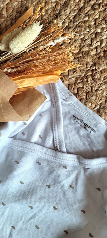 Body Vertbaudet croisé et manches longues - Blanc avec cœurs marron 3mois