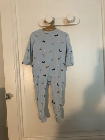 Pyjama bébé Bout’chou 9 mois – motif chiens 🐶🐾