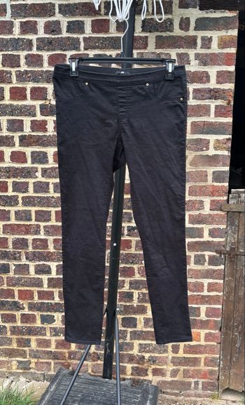 🖤 Jean Skinny Noir sans bouton H&M – Taille 42