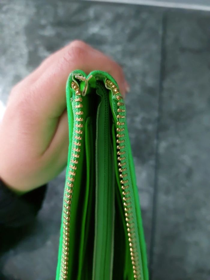 Portefeuille vert fluo motif fleurs - photo numéro 7