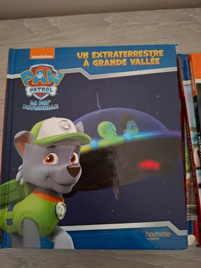 Lot 11 livres pat patrouille - photo numéro 9