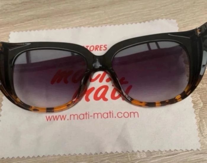 Lunette Soleil femme 🍭🍭 - photo numéro 6