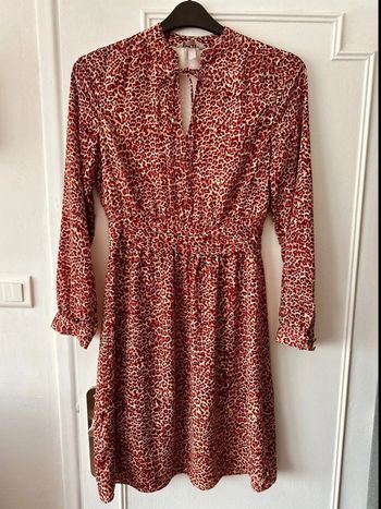 Robe courte manches longues léopard bordeaux beige taille 36 H&M