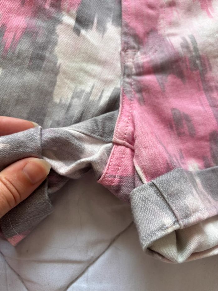 Mini short Calvin Klein jeans dégradé rose gris blanc mi taille basse taille M/38 - photo numéro 3