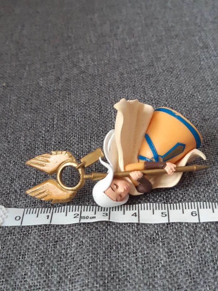 Petite Figurine Ubisoft : Might and Magic : Priestess - photo numéro 7