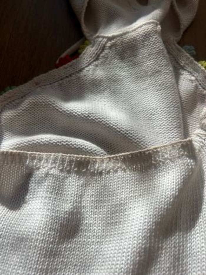 Robe blanche à détails fleuris - photo numéro 6