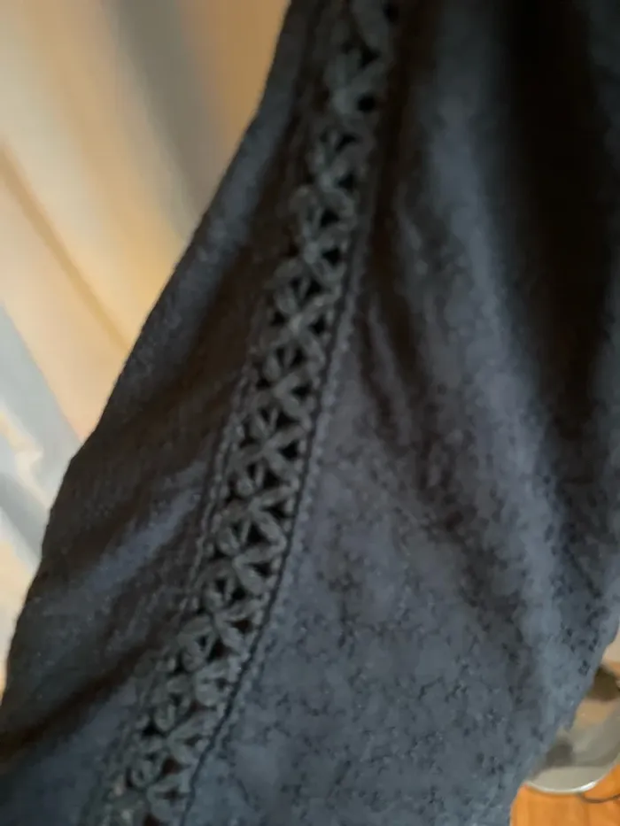 Robe noire vila - photo numéro 3