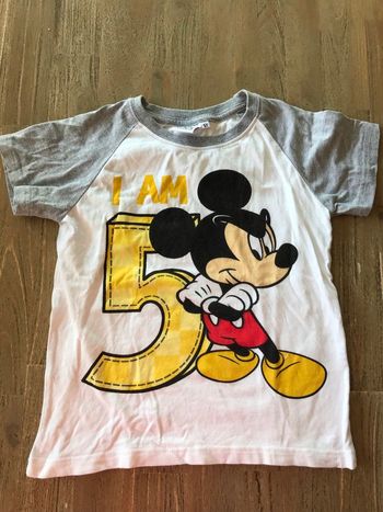Tee-shirt Disney 5 ans