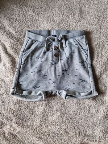 Short gris