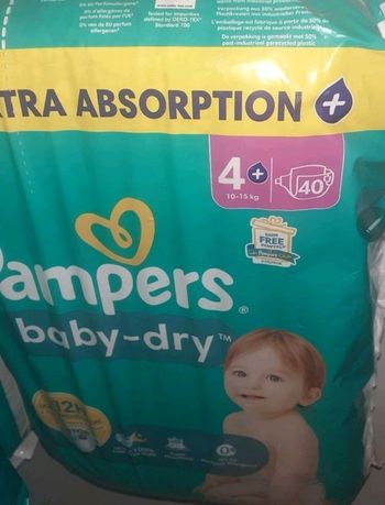 Lot de 120 couches pampers taille 4+ à 20€ 
Existe en taille 5+ et 6