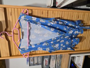 Top cache-cœur fleuri – Pull&Bear (Taille M)