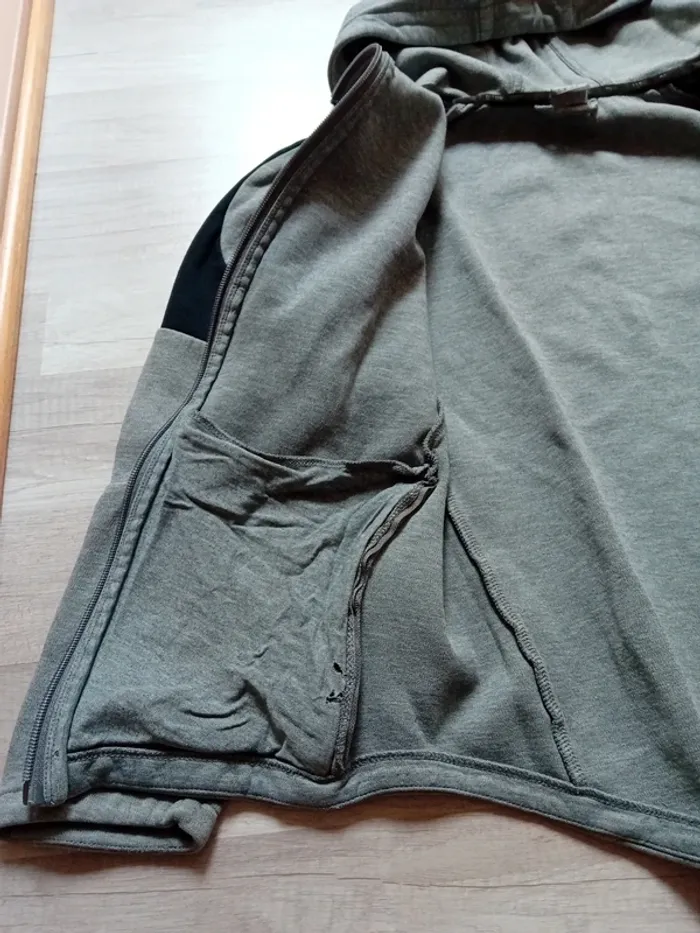 Gilet Puma 13-14 ans - photo numéro 3
