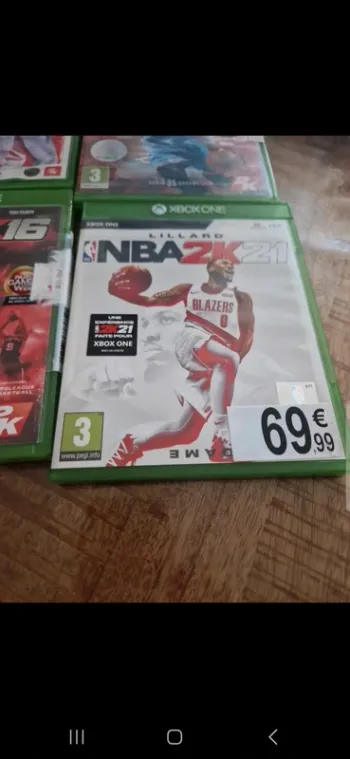 Lot de 2 jeux nba 2k21 et nba 2k22