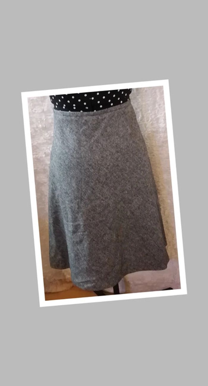 Jupe mi-longue grise type laine Autre ton