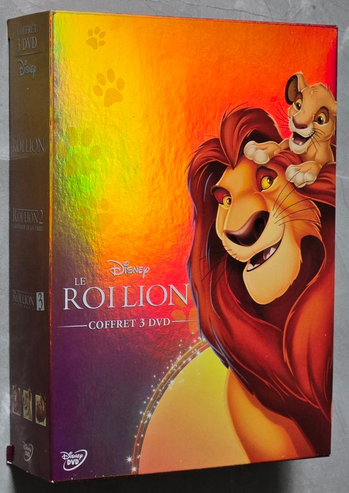 Coffret de la Trilogie du Roi Lion (Disney) d'occasion en très bon état - photo numéro 3