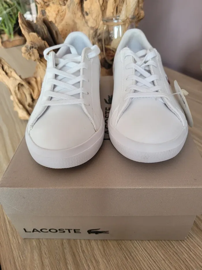 Baskets lacoste pointure 30 neuves. - photo numéro 4