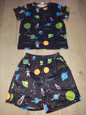 Ensemble Tee-shirt mc + short neuf