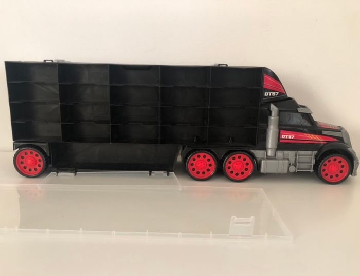 Grand camion transportable avec rangement pour voitures - photo numéro 5