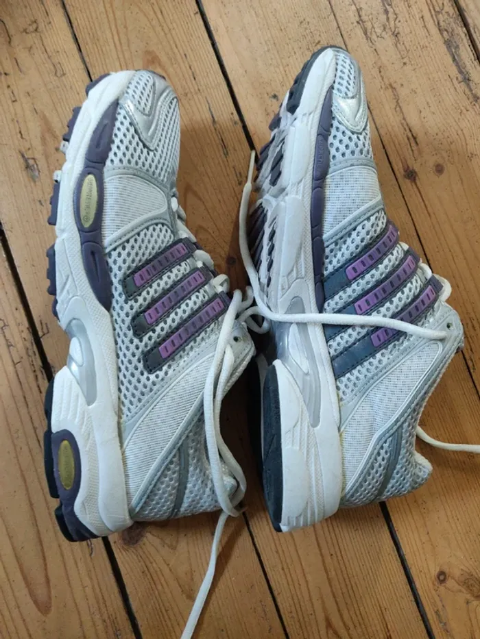 Running Adidas Response Cushion Adiprene+ 16th edition grises et violettes. Taille 41 1/3 - photo numéro 2