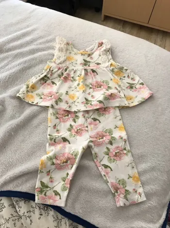 Ensemble fleuri 3-6 mois