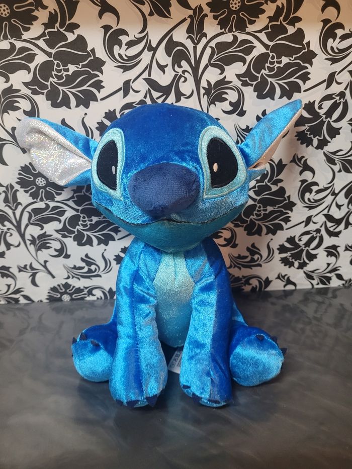 Peluche disney stitch 25 cm excellent état