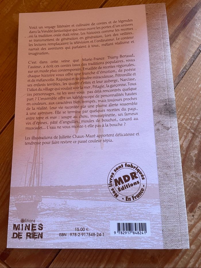 Livre - Les contes de le Cocotte - photo numéro 2