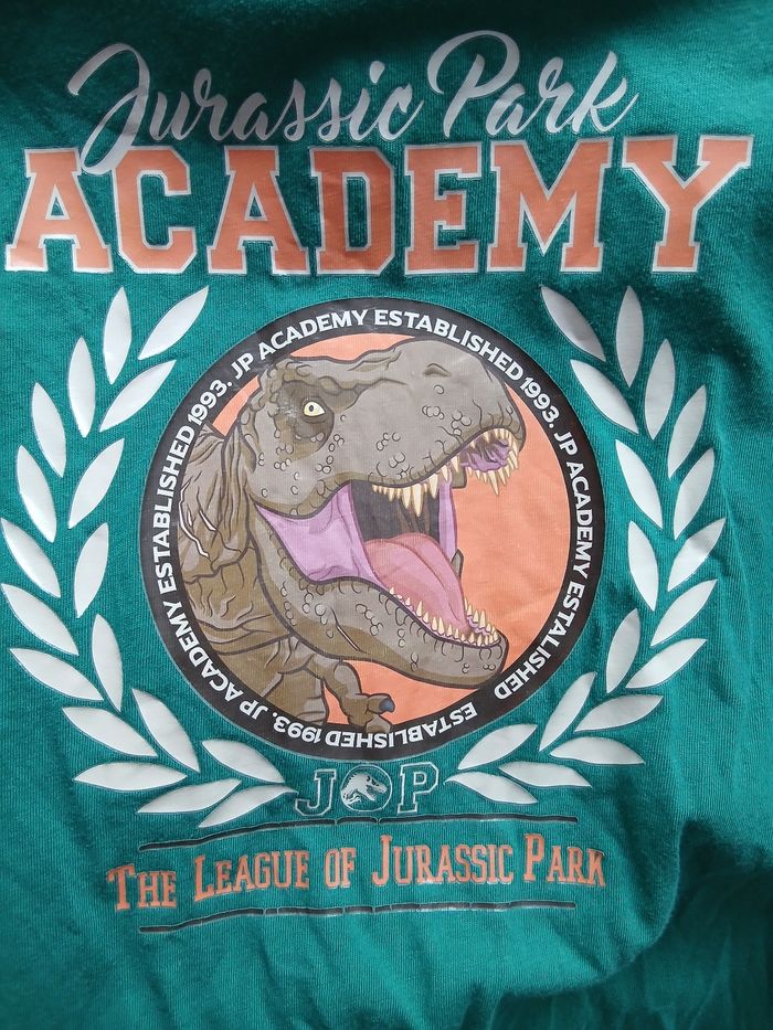 T-shirt manches longues jurrasic world 10 ans - photo numéro 3