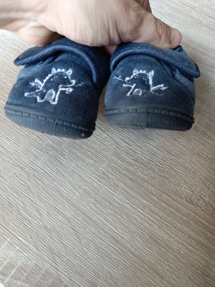 Chaussons bébé 19 - photo numéro 2