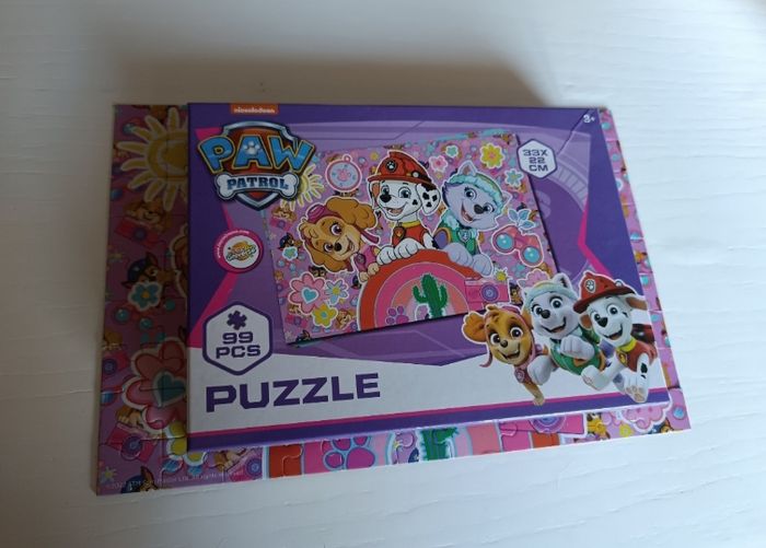 Puzzle pat patrouille 100 pièces (99 pièces)

Comme neuf - photo numéro 3