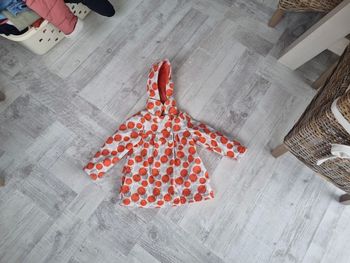 Parka en gomme imprimée. Taille 3 ans