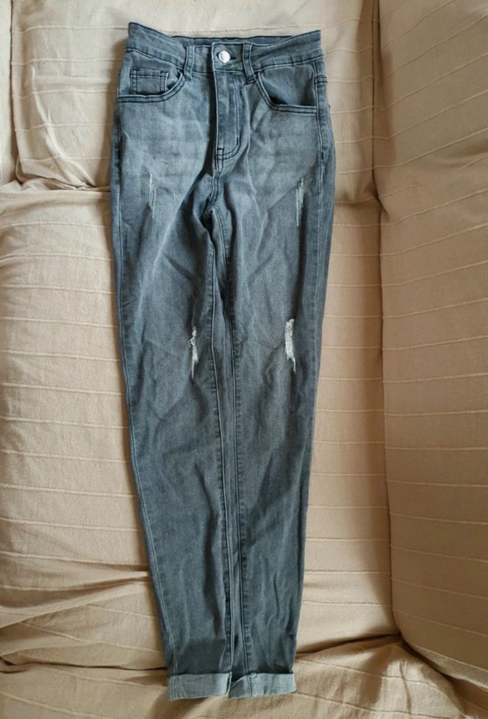 Jean troué 34 Xs