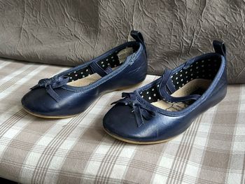Ballerines bleu marine petite fille 