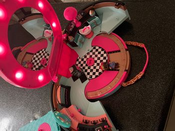 Salon de coiffure L O L