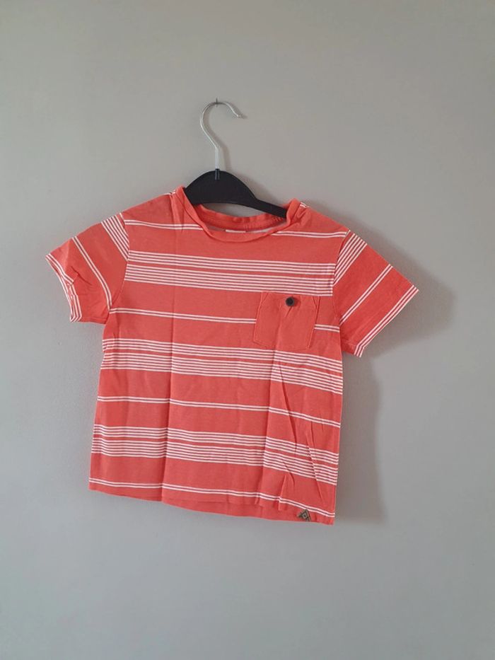 T-shirt coton neuf sans étiquette 3 ans