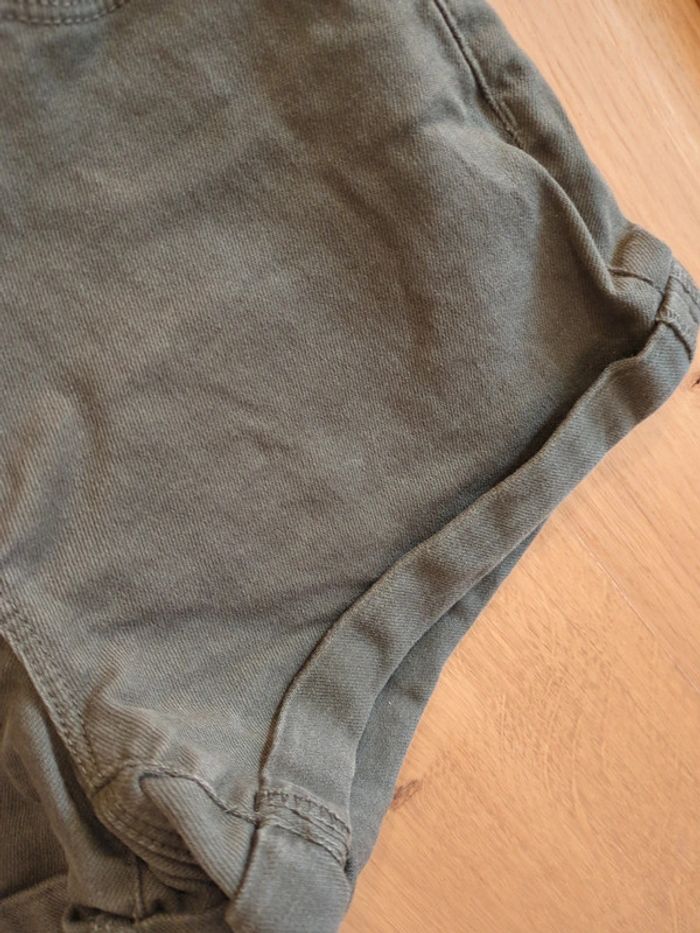 Short en jean kaki Naf Naf 34 - photo numéro 6