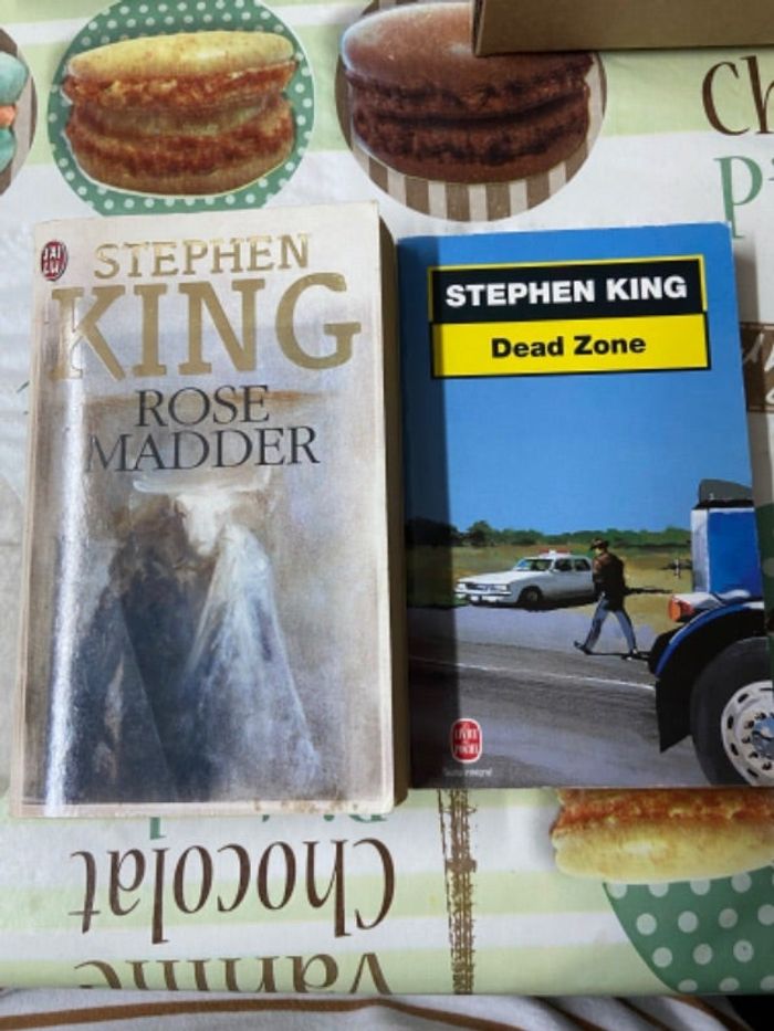Livre rose madder Stephen king et dead zone