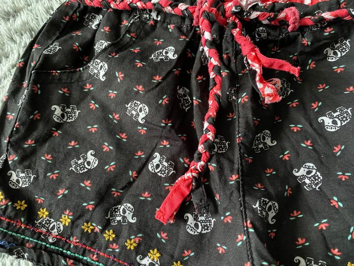 Short fluide Sergent Major motifs éléphants - 18 mois - photo numéro 2