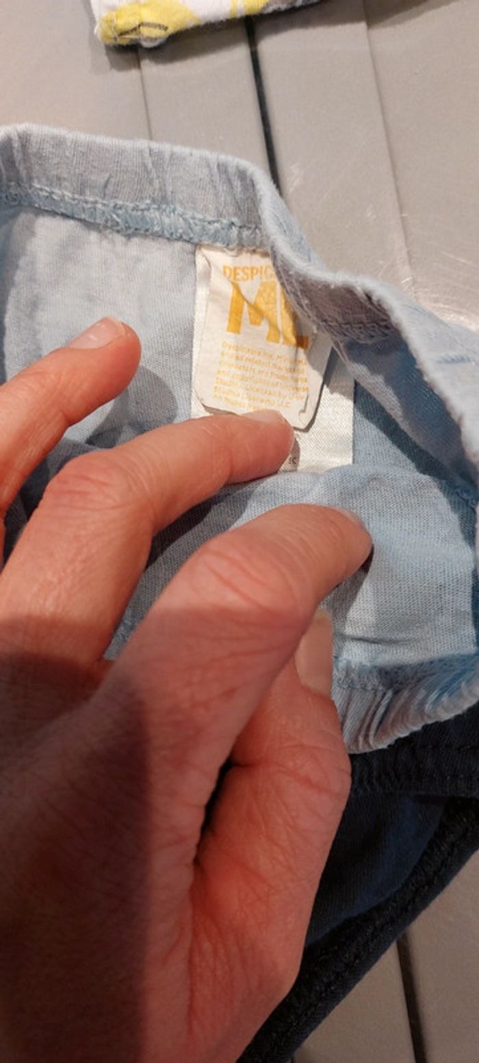 Lot de 3 slips minions 2 3 ans - photo numéro 3