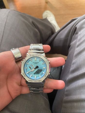 Montre G Shock GM-B2100 bleu ciel