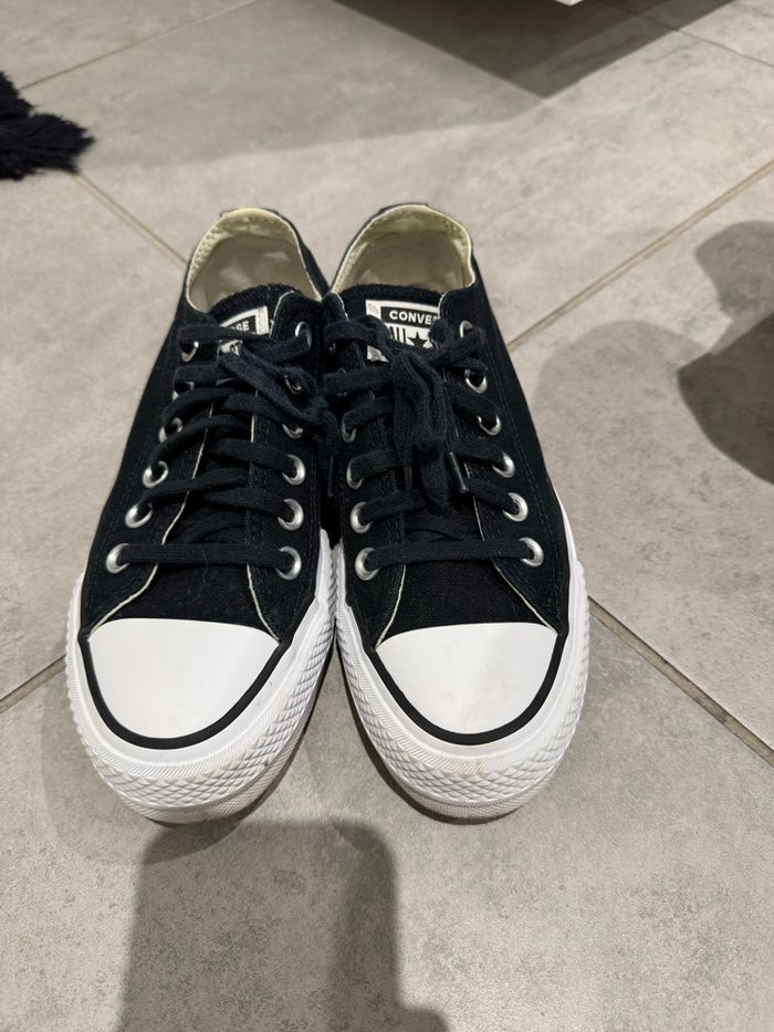 Converse - photo numéro 2