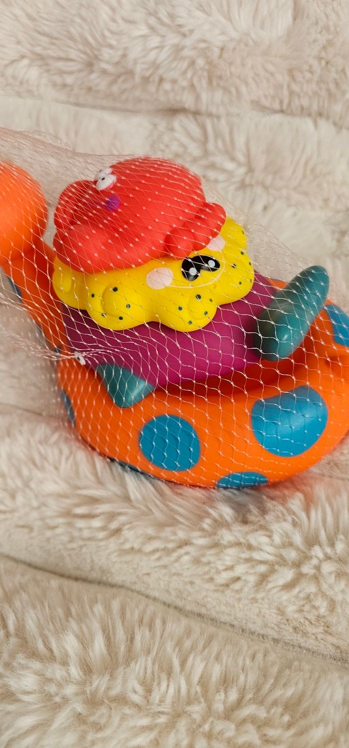 Ensemble de 4 jouets de bain bebe 12 mois Neufs - photo numéro 6