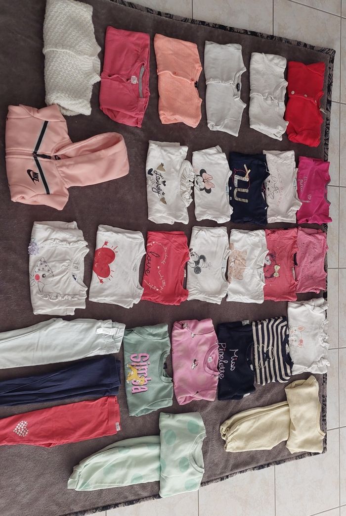 Lot vêtements fille mi saison 12-18 mois