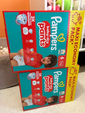 Couches Pampers pants 