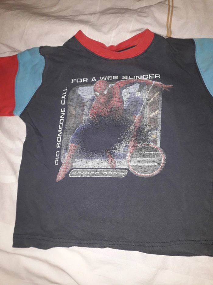 T-shirt manches courtes spiderman - photo numéro 2