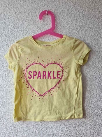tee-shirt jaune cœur rose Primark