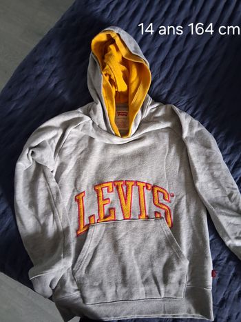 Sweat levi's
