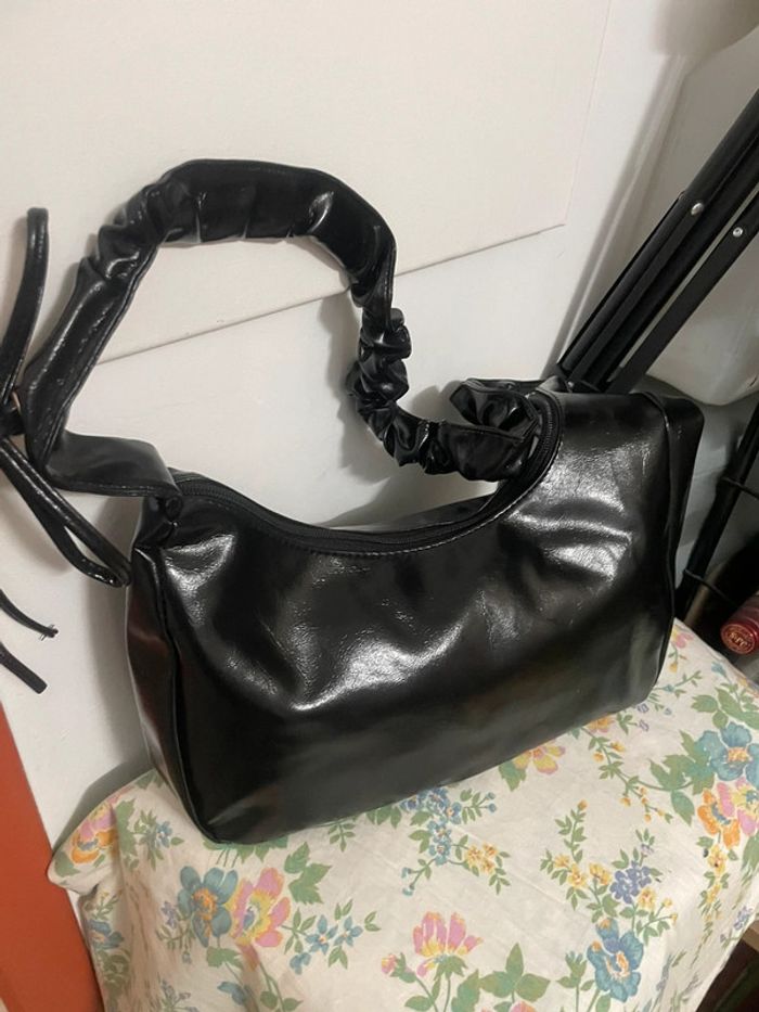 Sac à Épaule Plissé en Cuir Synthétique noir Doux pour Femme - photo numéro 6