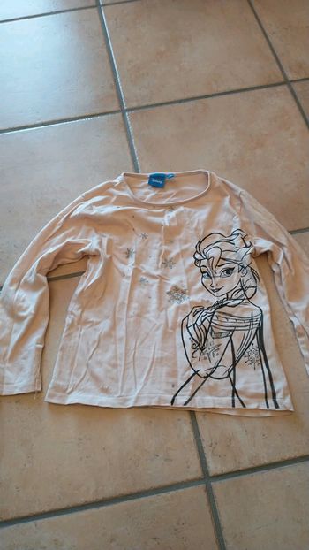 T-shirt Disney la reine des neiges taille 6 ans