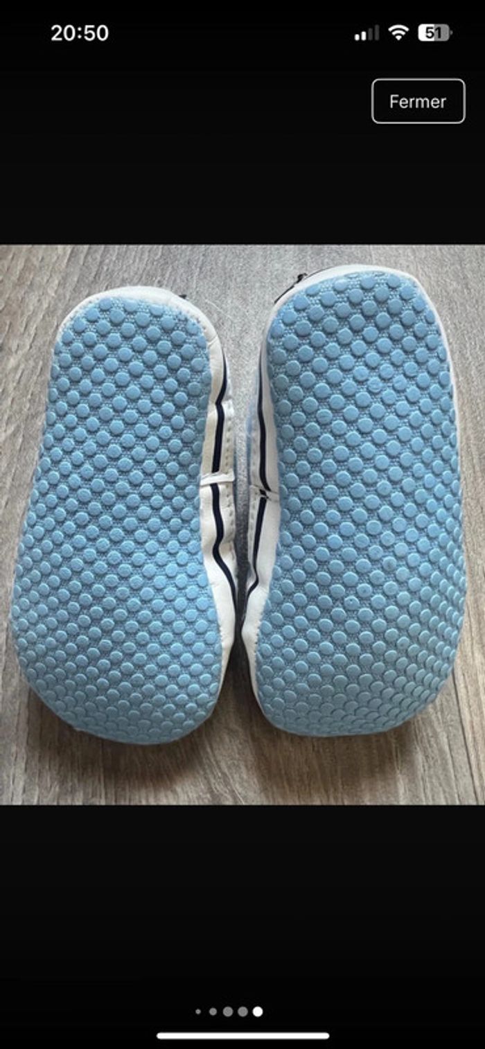 Paire de chaussures Mickey 3/6 mois Disney - photo numéro 5